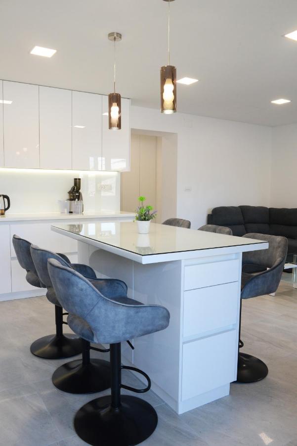 Apartman Milena Salona Kültér fotó