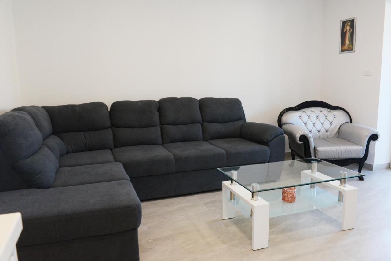 Apartman Milena Salona Kültér fotó